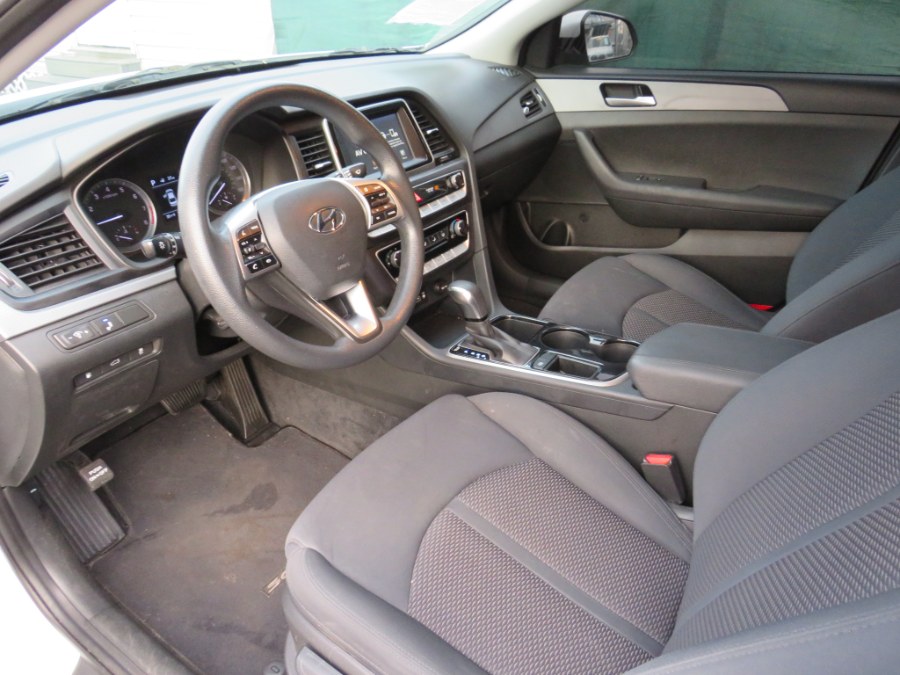 2019 Hyundai Sonata SE 2.4L photo