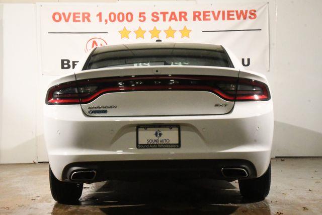 2018 Dodge Charger SXT photo