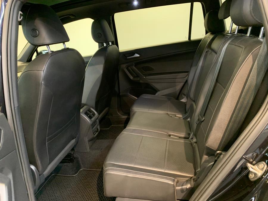 2020 Volkswagen Tiguan 2.0T SE R-Line Black 4MOTION photo