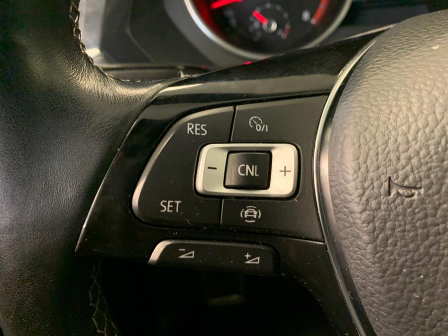 2020 Volkswagen Tiguan 2.0T SE R-Line Black 4MOTION photo