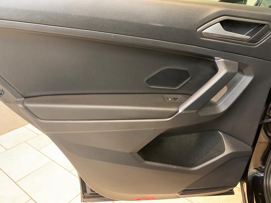 2020 Volkswagen Tiguan 2.0T SE R-Line Black 4MOTION photo