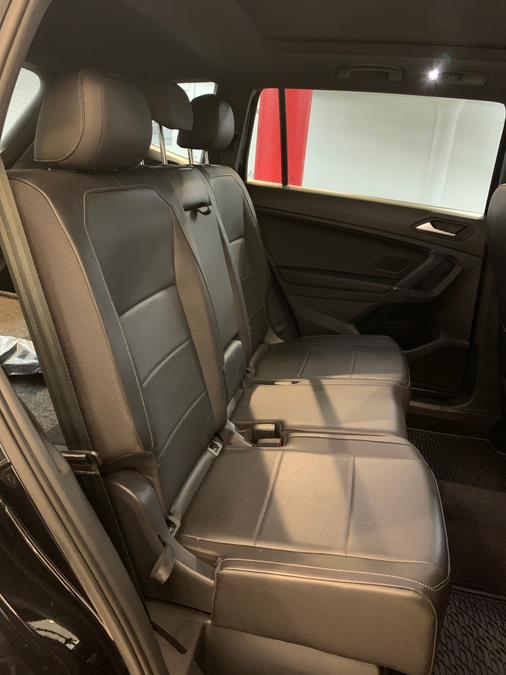2020 Volkswagen Tiguan 2.0T SE R-Line Black 4MOTION photo