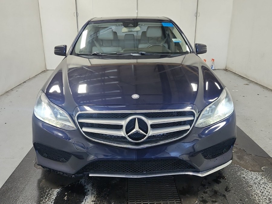 2014 Mercedes-Benz E-Class E350 Luxury photo