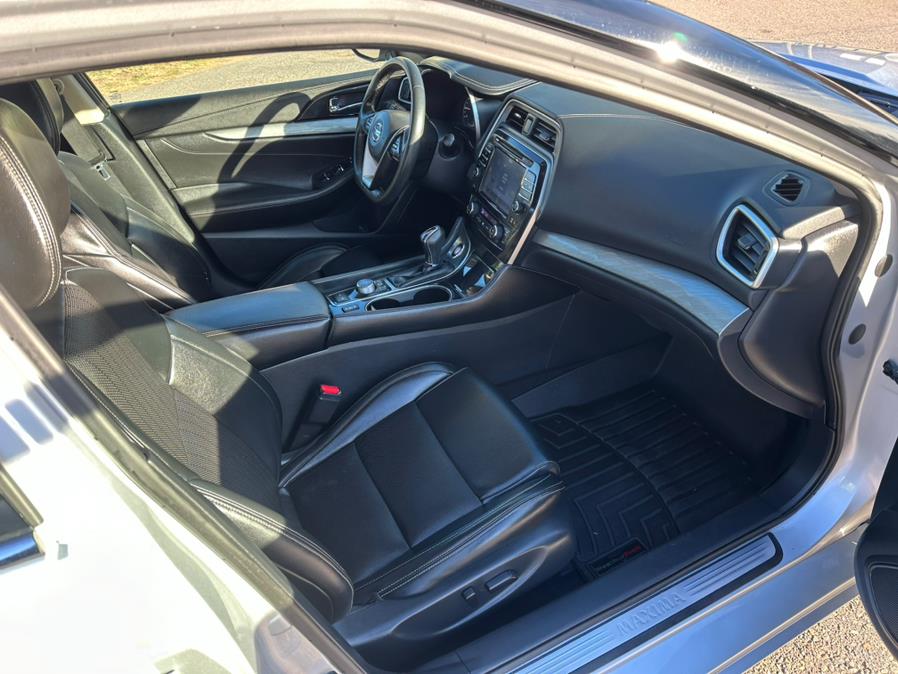 2018 Nissan Maxima SV 3.5L photo