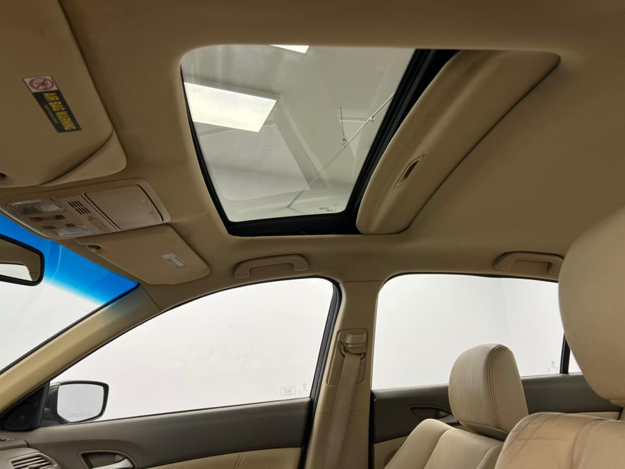 2010 Honda Accord EX-L V6 photo