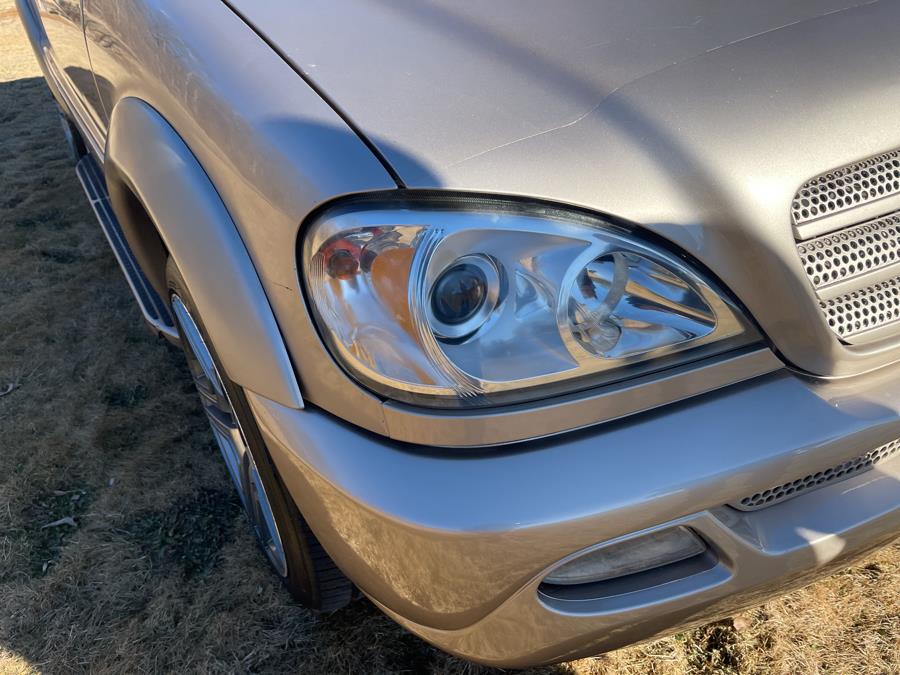 2002 Mercedes-Benz M-Class ML320 photo