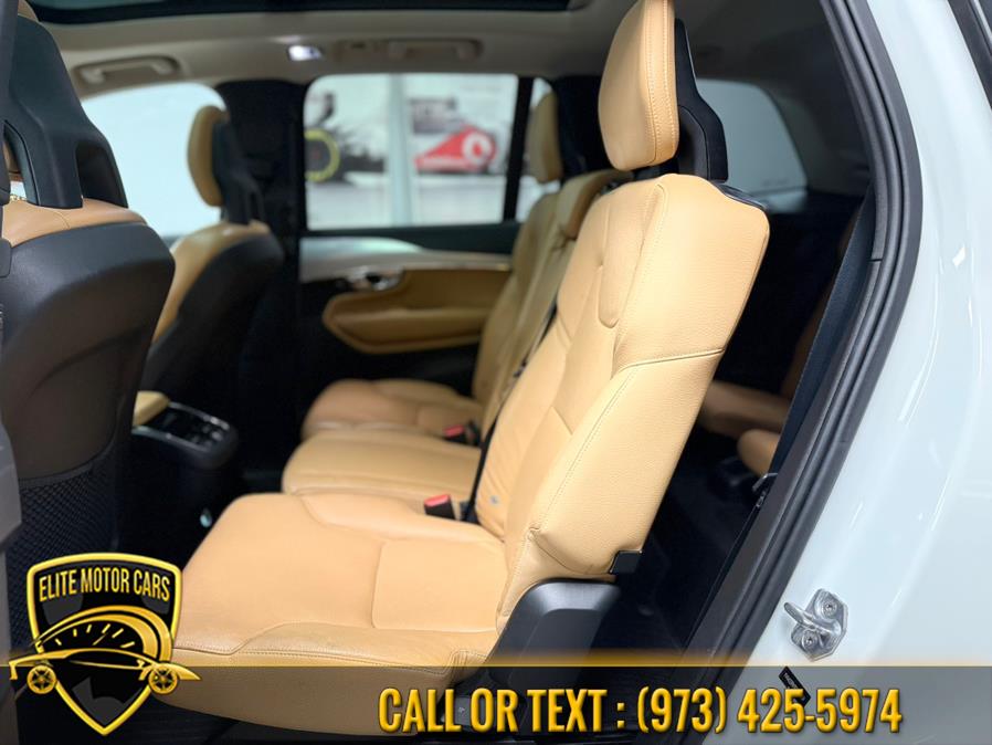 2016 Volvo XC90 AWD 4dr T6 Momentum photo