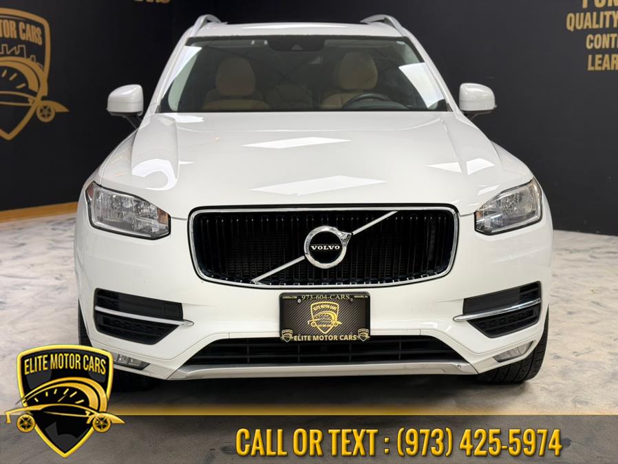 2016 Volvo XC90 AWD 4dr T6 Momentum photo