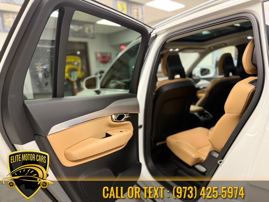 2016 Volvo XC90 AWD 4dr T6 Momentum photo