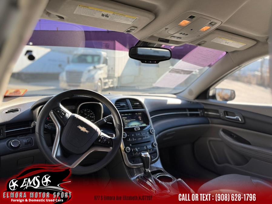 2014 Chevrolet Malibu LT photo