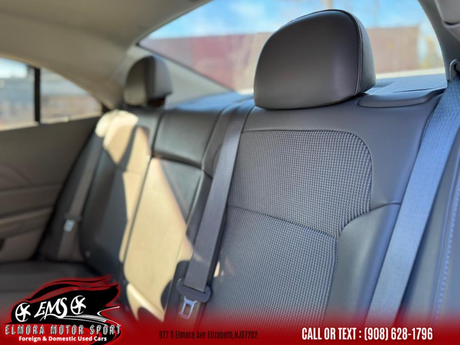 2014 Chevrolet Malibu LT photo