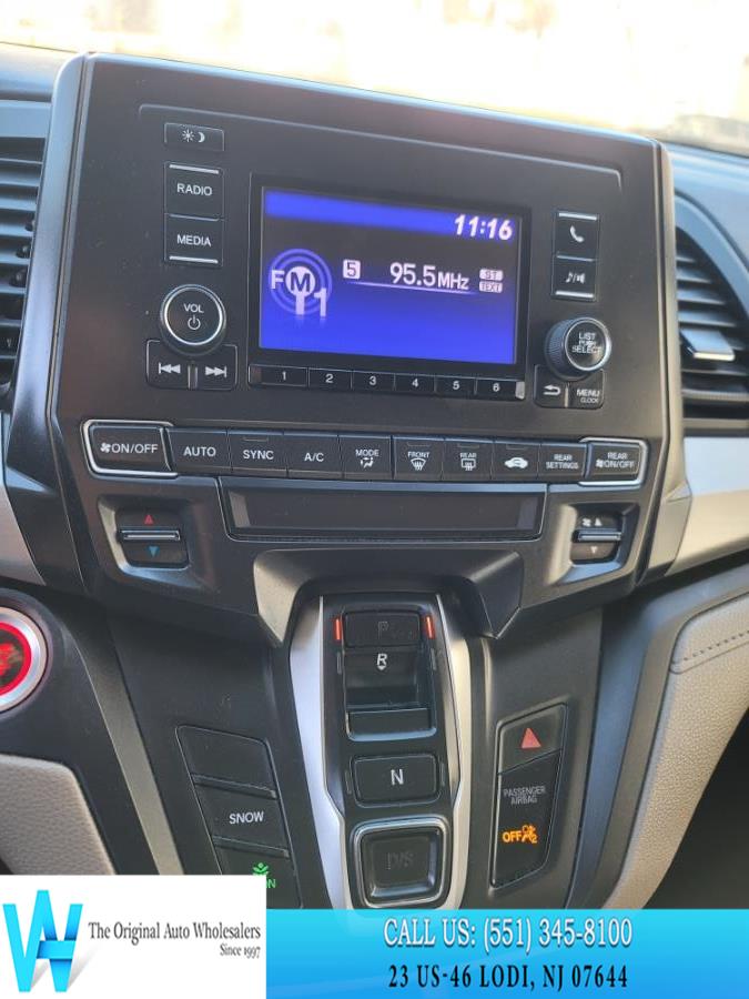 2019 Honda Odyssey LX Auto photo