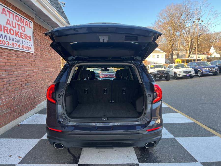 2018 GMC Terrain AWD 4dr SLE photo