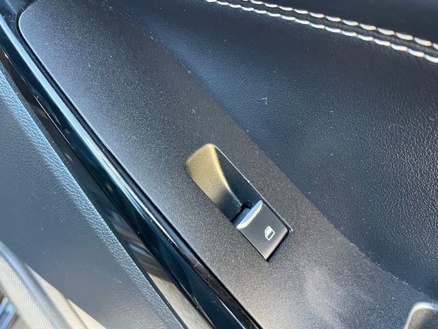 2021 Ford Explorer ST photo