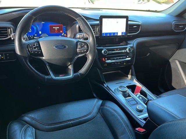 2021 Ford Explorer ST photo