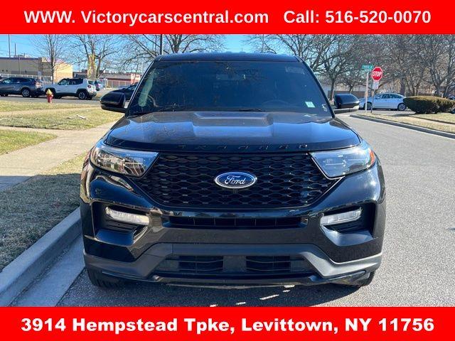 2021 Ford Explorer ST photo