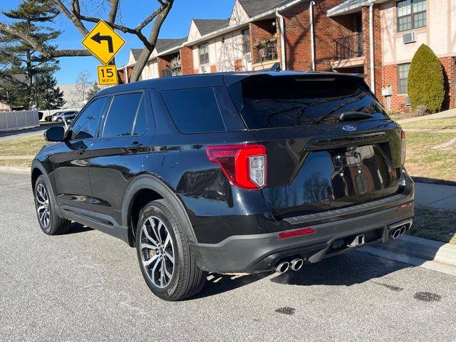 2021 Ford Explorer ST photo