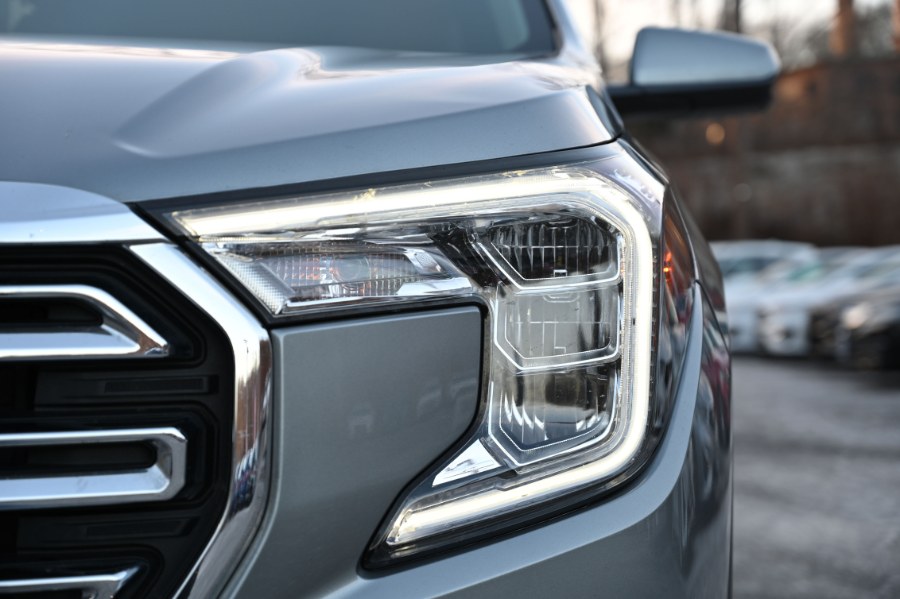 2024 GMC Terrain AWD 4dr SLT photo