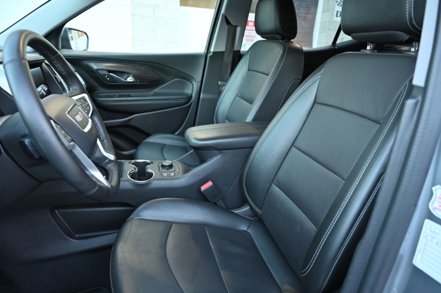 2024 GMC Terrain AWD 4dr SLT photo