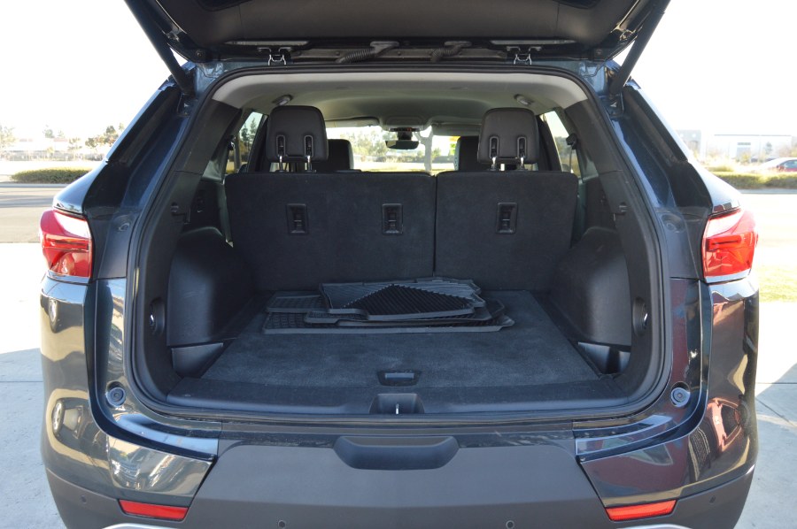 2019 Chevrolet Blazer FWD 4dr w/3LT photo