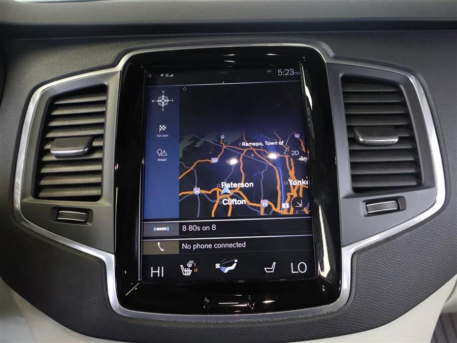 2019 Volvo XC90 T6 MOMENTUM photo