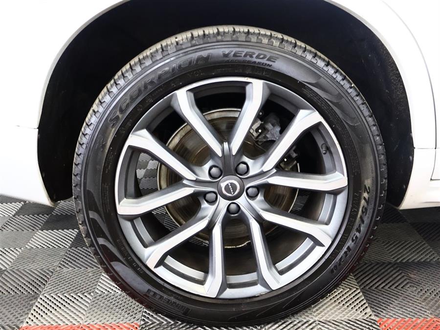 2019 Volvo XC90 T6 MOMENTUM photo