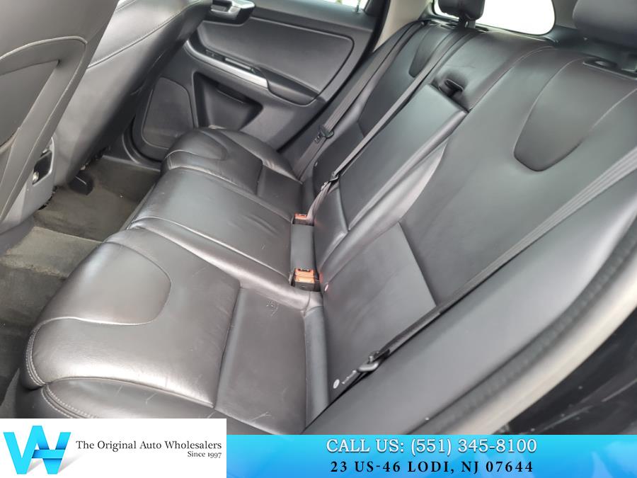 2015 Volvo XC60 2015.5 AWD 4dr T6 photo