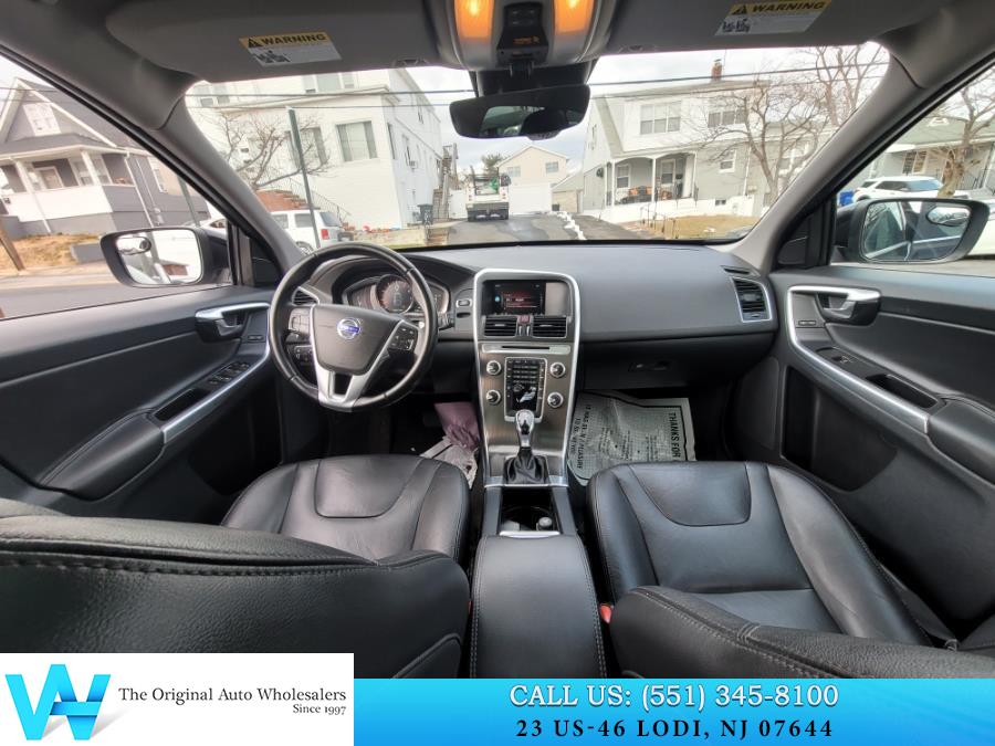 2015 Volvo XC60 2015.5 AWD 4dr T6 photo
