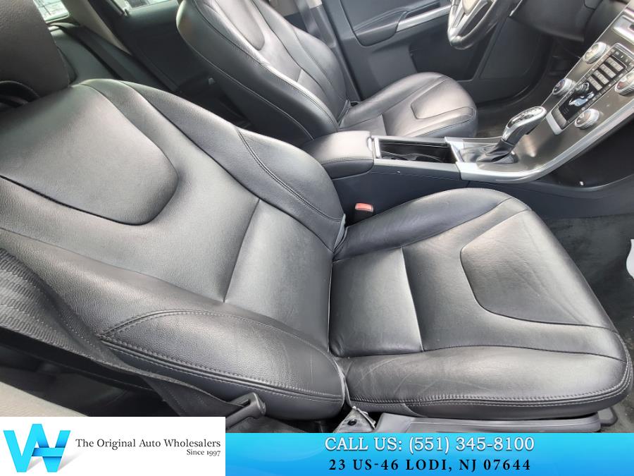 2015 Volvo XC60 2015.5 AWD 4dr T6 photo