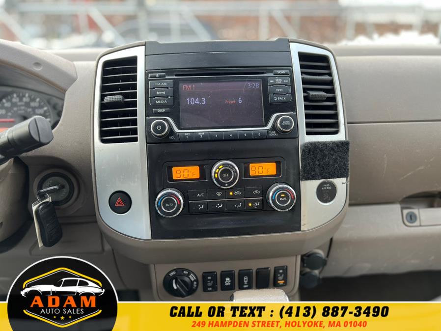 2016 Nissan Frontier 4WD King Cab Auto SV photo