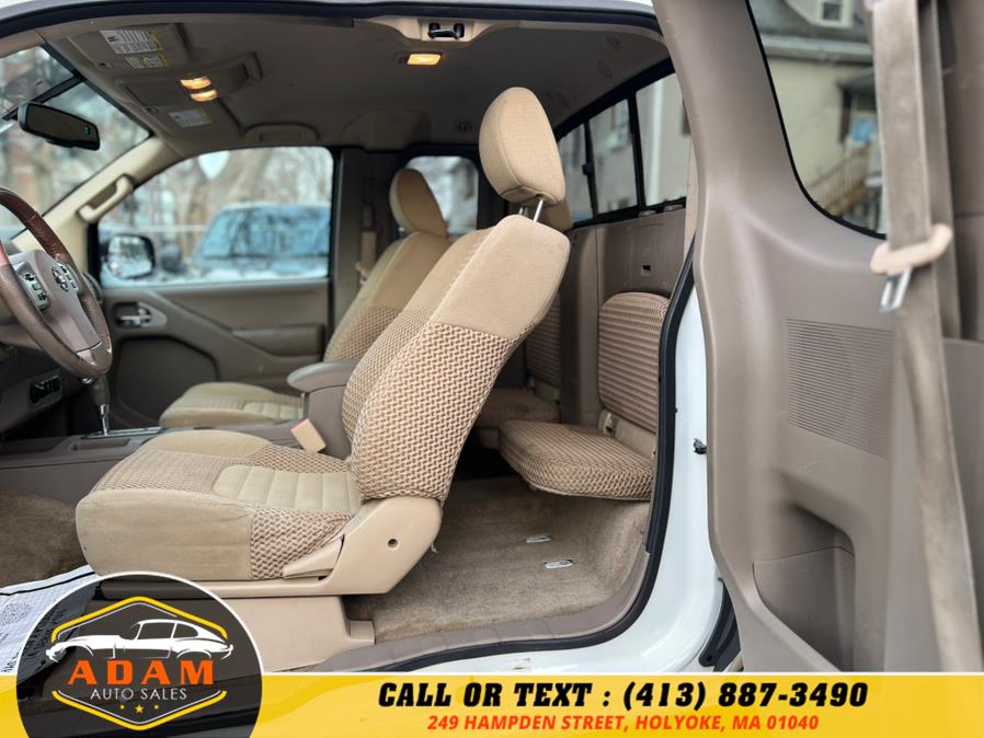 2016 Nissan Frontier 4WD King Cab Auto SV photo