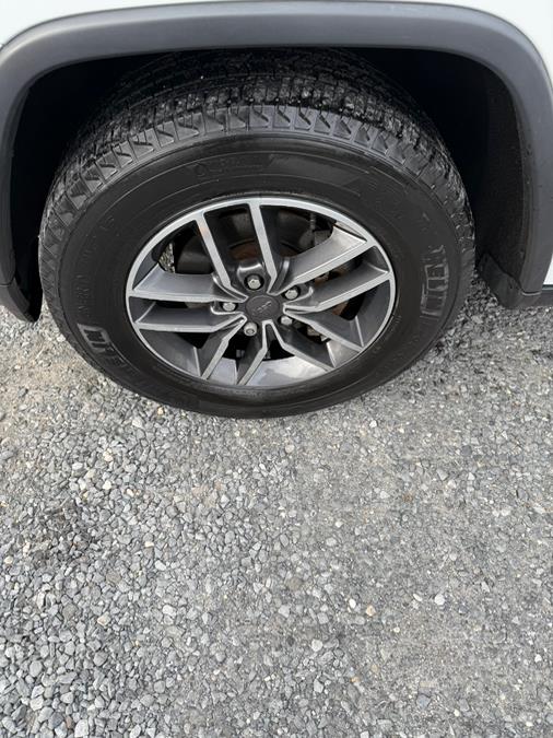 2019 Jeep Grand Cherokee Limited 4x4 photo