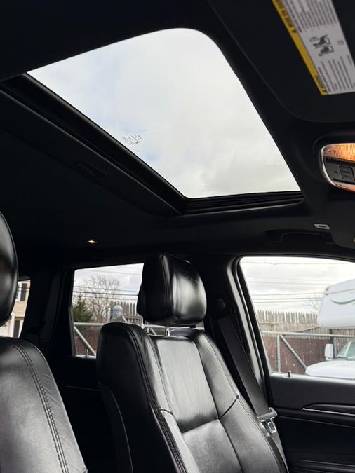 2019 Jeep Grand Cherokee Limited 4x4 photo