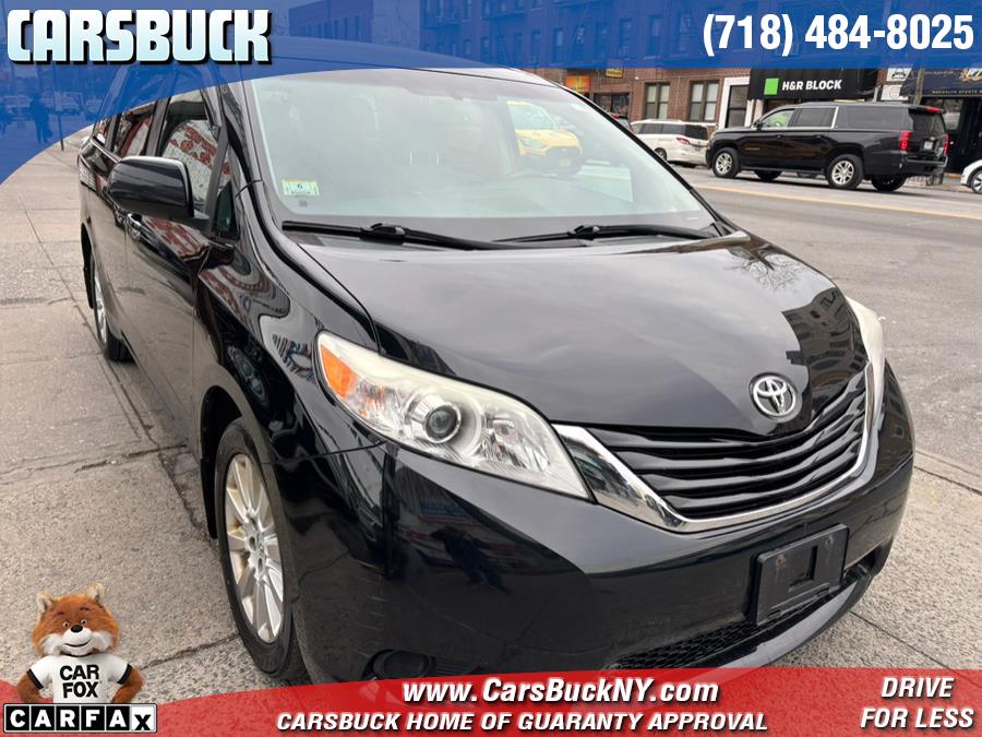 2015 Toyota Sienna 5dr 7-Pass Van LE AWD (Natl) photo