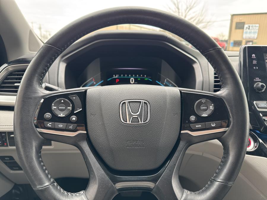 2018 Honda Odyssey Elite photo