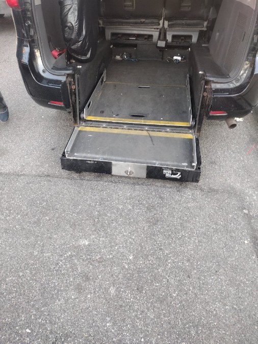 2020 Toyota Sienna L FWD 7-Passenger (Natl) photo