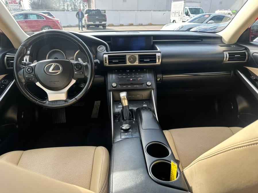 2016 Lexus IS 300 photo