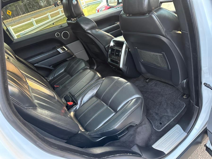 2017 Land Rover Range Rover Sport V6 Supercharged HSE photo