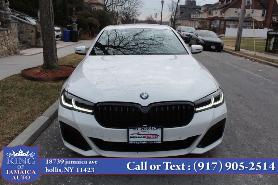 2022 BMW 5-Series 530i xDrive Sedan photo