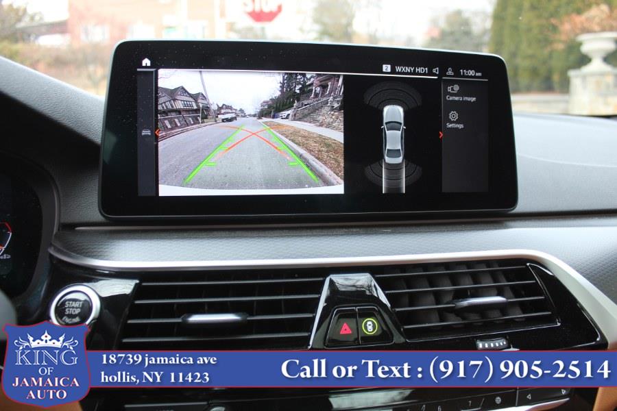 2022 BMW 5-Series 530i xDrive Sedan photo