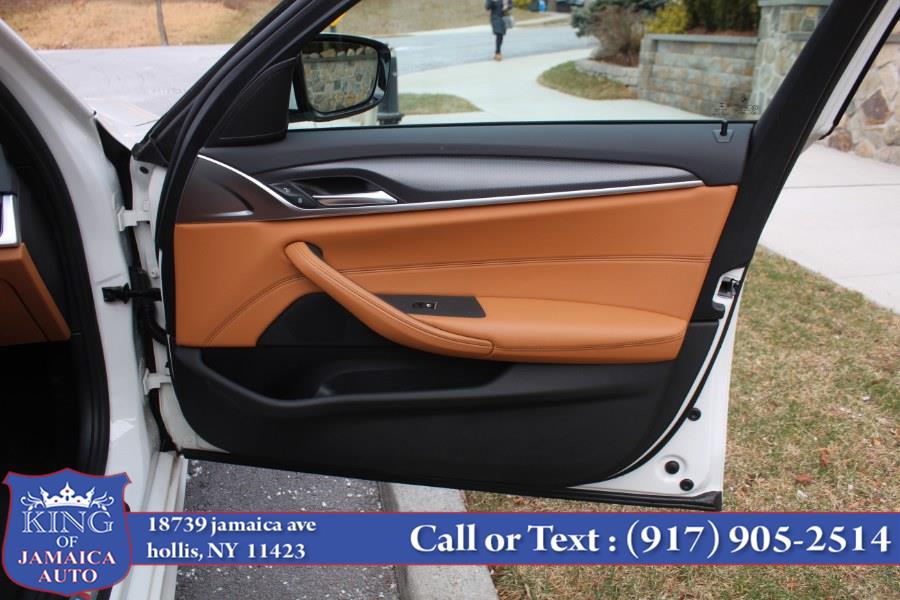 2022 BMW 5-Series 530i xDrive Sedan photo