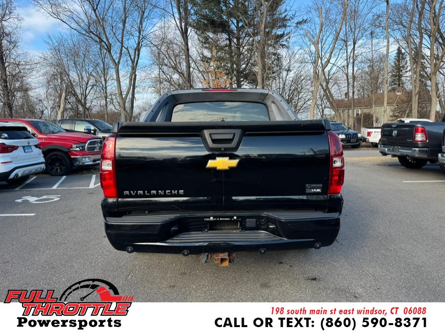 2009 Chevrolet Avalanche LTZ photo