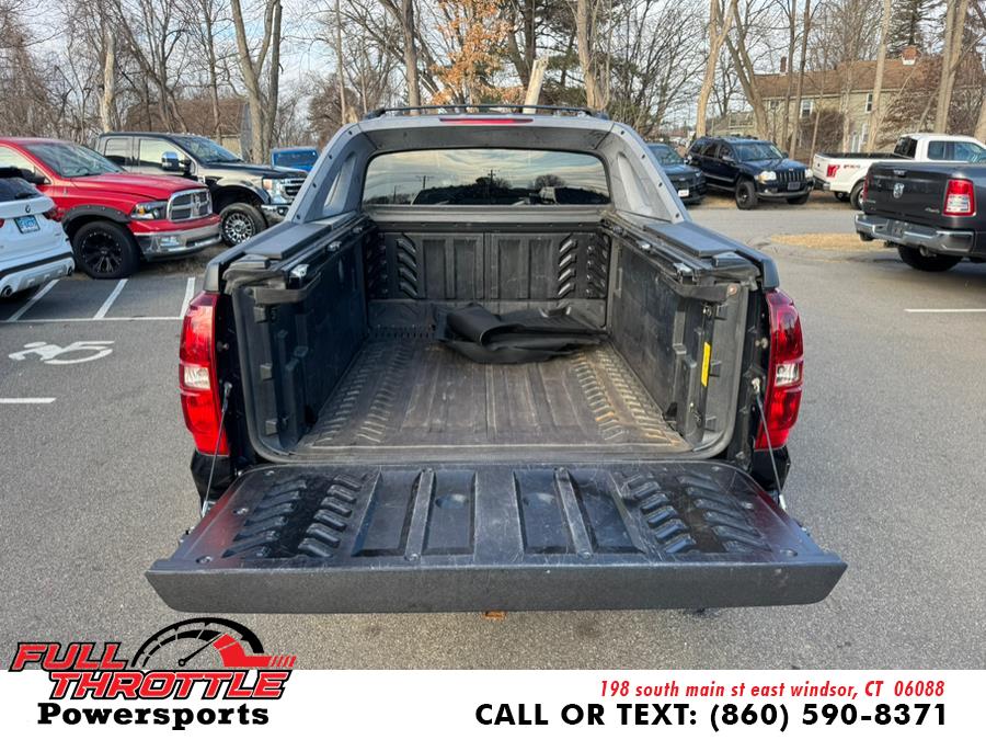 2009 Chevrolet Avalanche LTZ photo