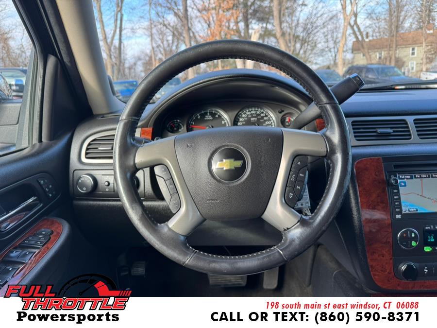2009 Chevrolet Avalanche LTZ photo