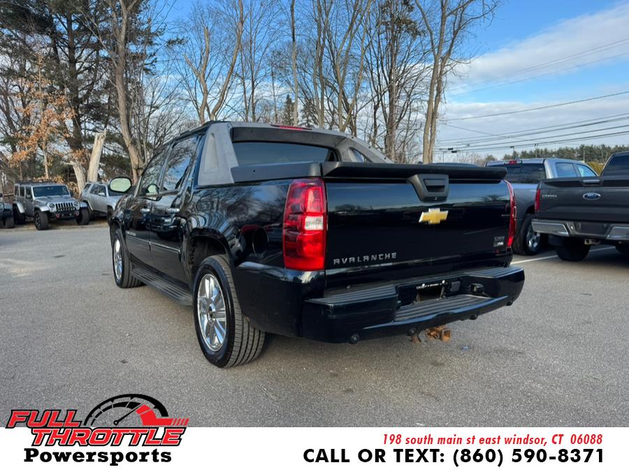 2009 Chevrolet Avalanche LTZ photo