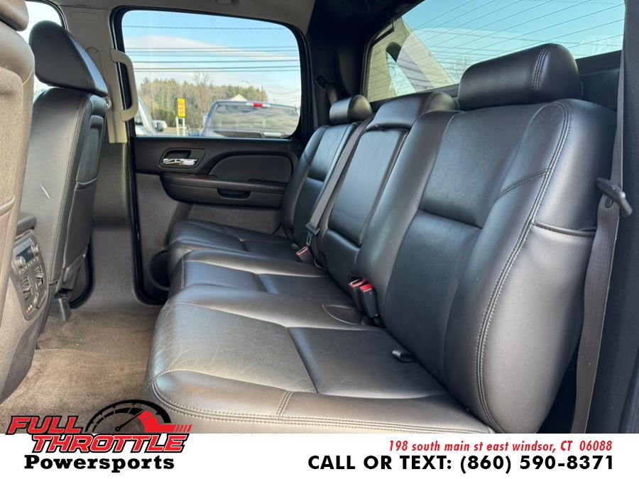 2009 Chevrolet Avalanche LTZ photo
