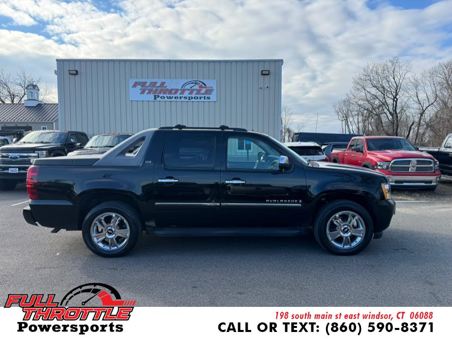 2009 Chevrolet Avalanche LTZ photo