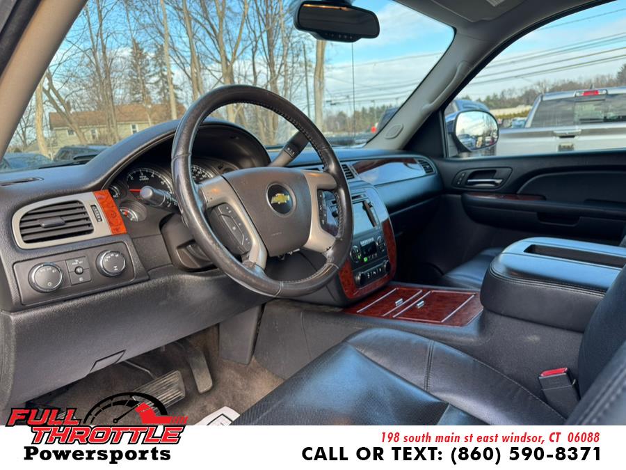 2009 Chevrolet Avalanche LTZ photo