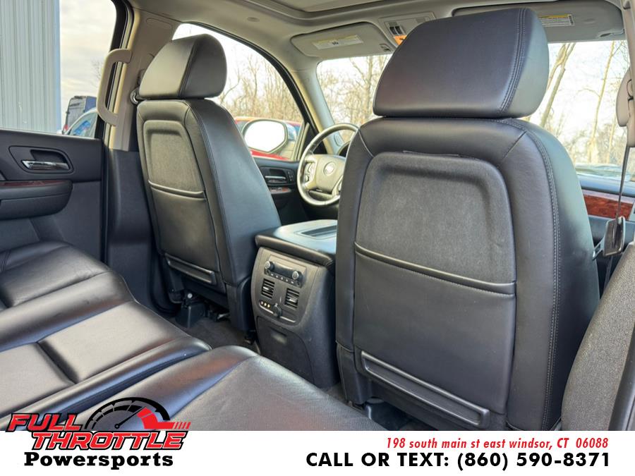 2009 Chevrolet Avalanche LTZ photo