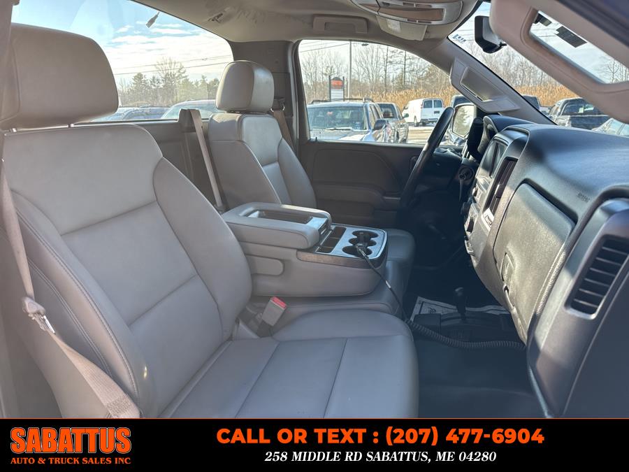 2016 Chevrolet Silverado 2500HD 4WD Reg Cab 133.6